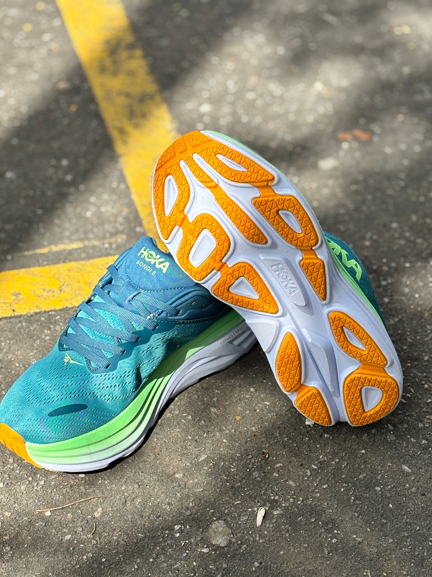 HOKA BONDI 8