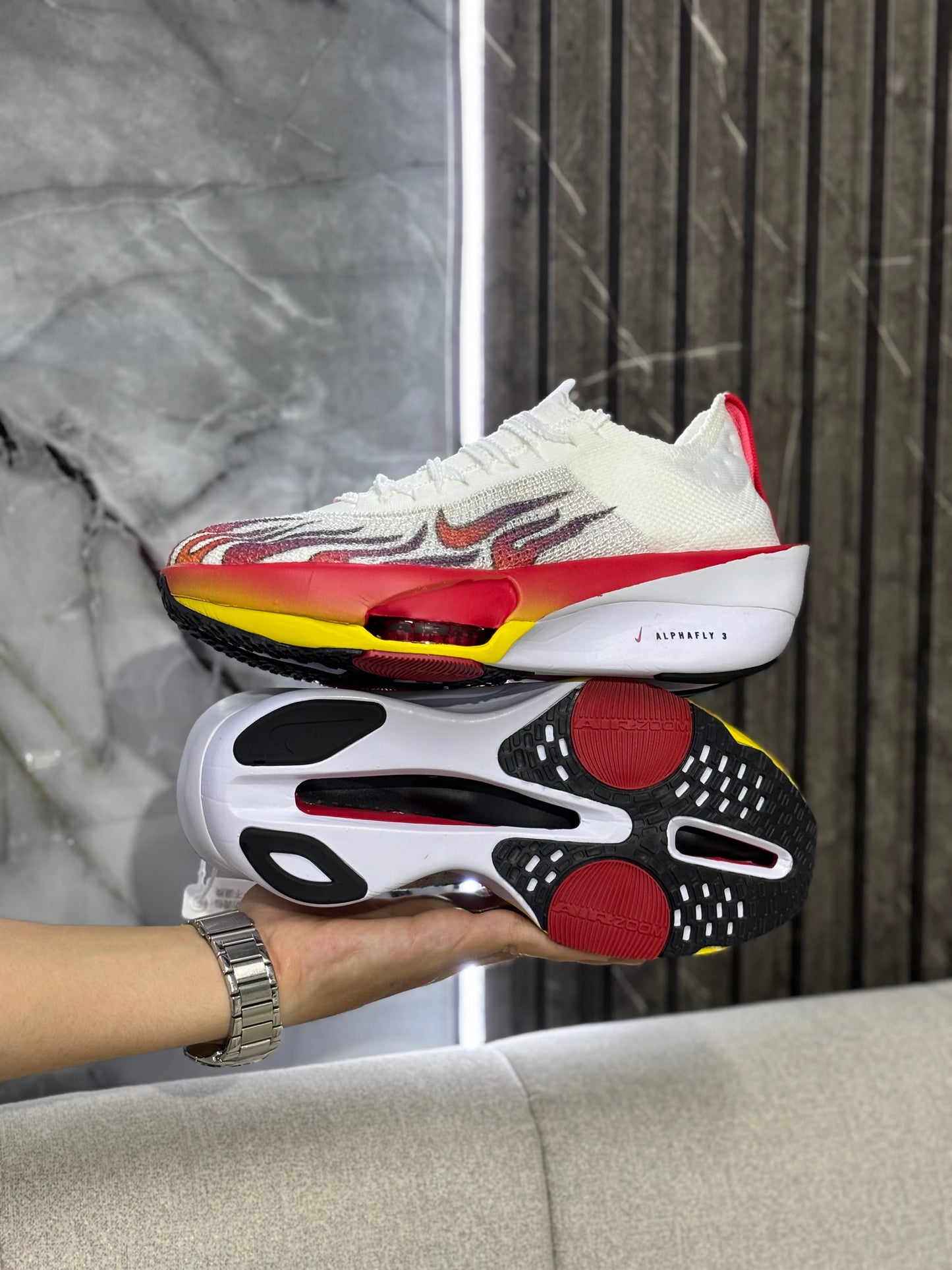 NIKE ALPHAFLY FUEGO NEXT 2