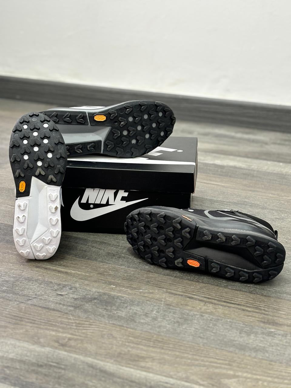 Nike Zegama Trail 2 Black/White