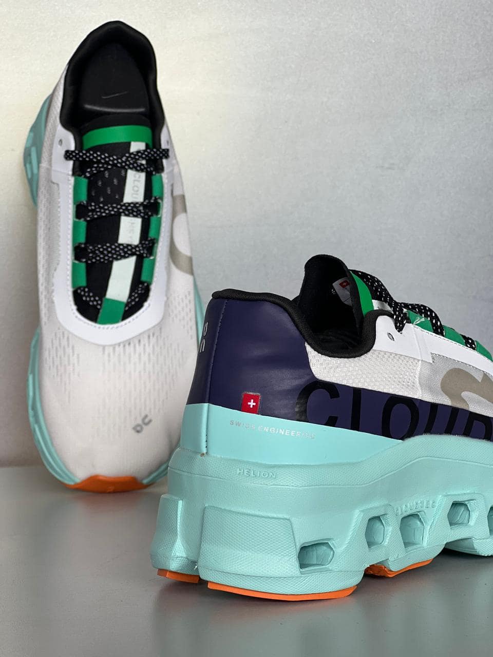 On Running Cloudmonster Blanco Azul