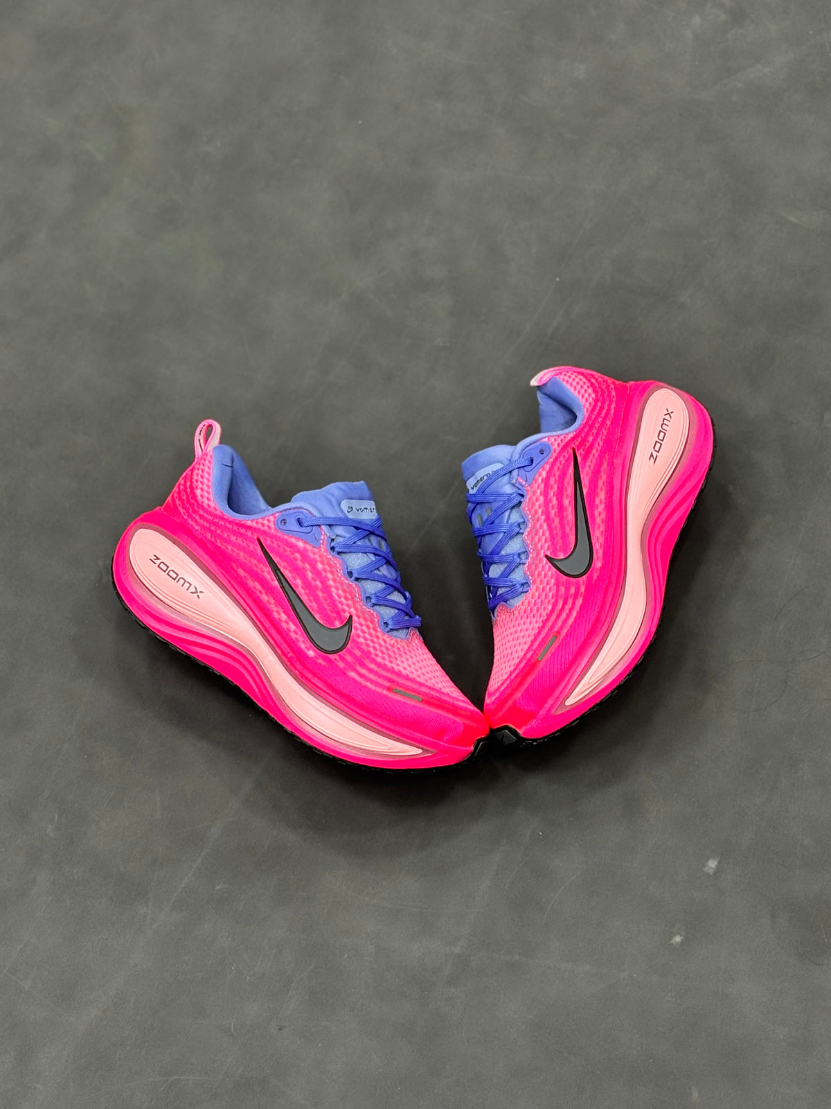 NIKE VOMERO PLUS