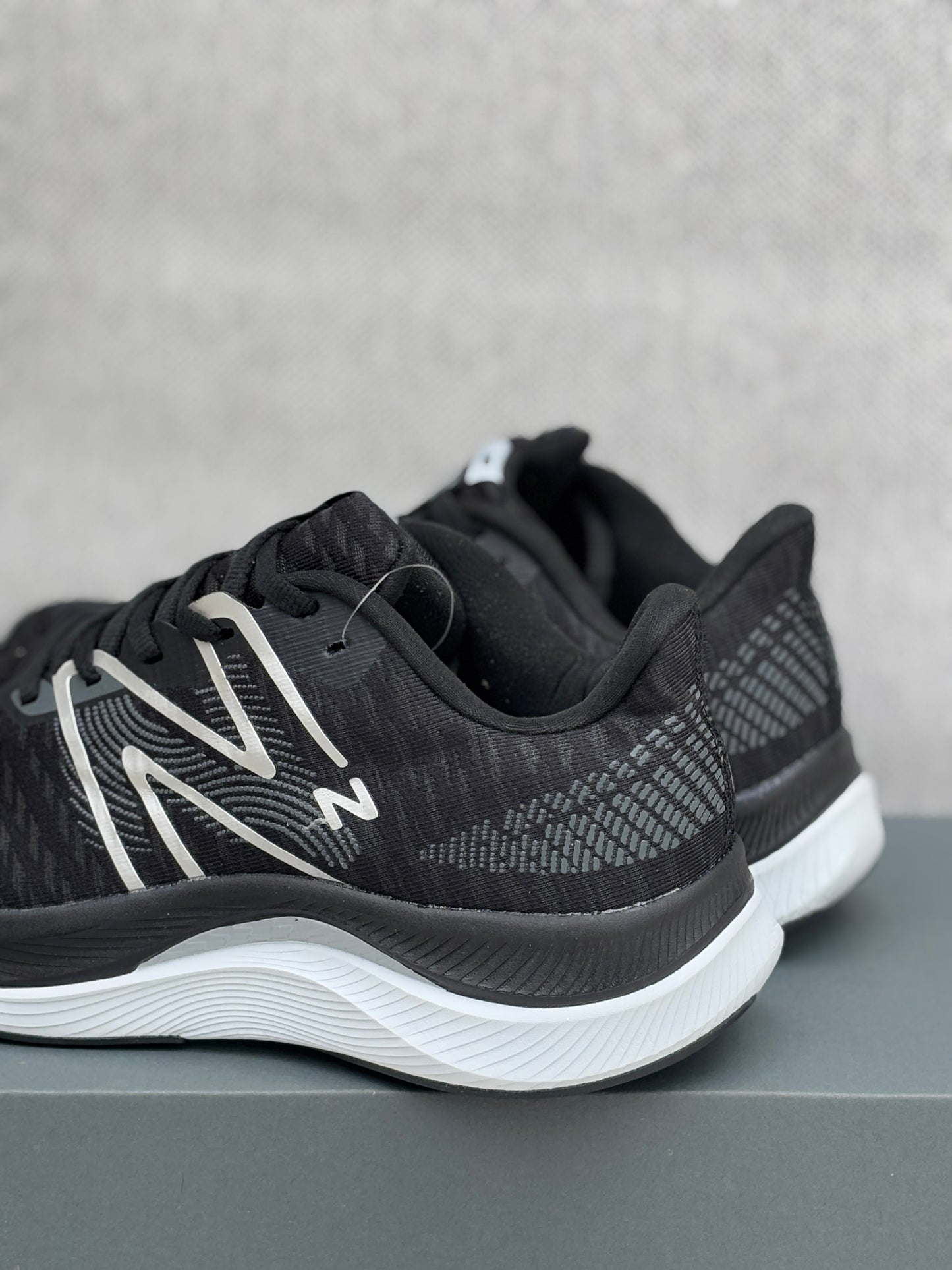 NEW BALANCE PROPEL