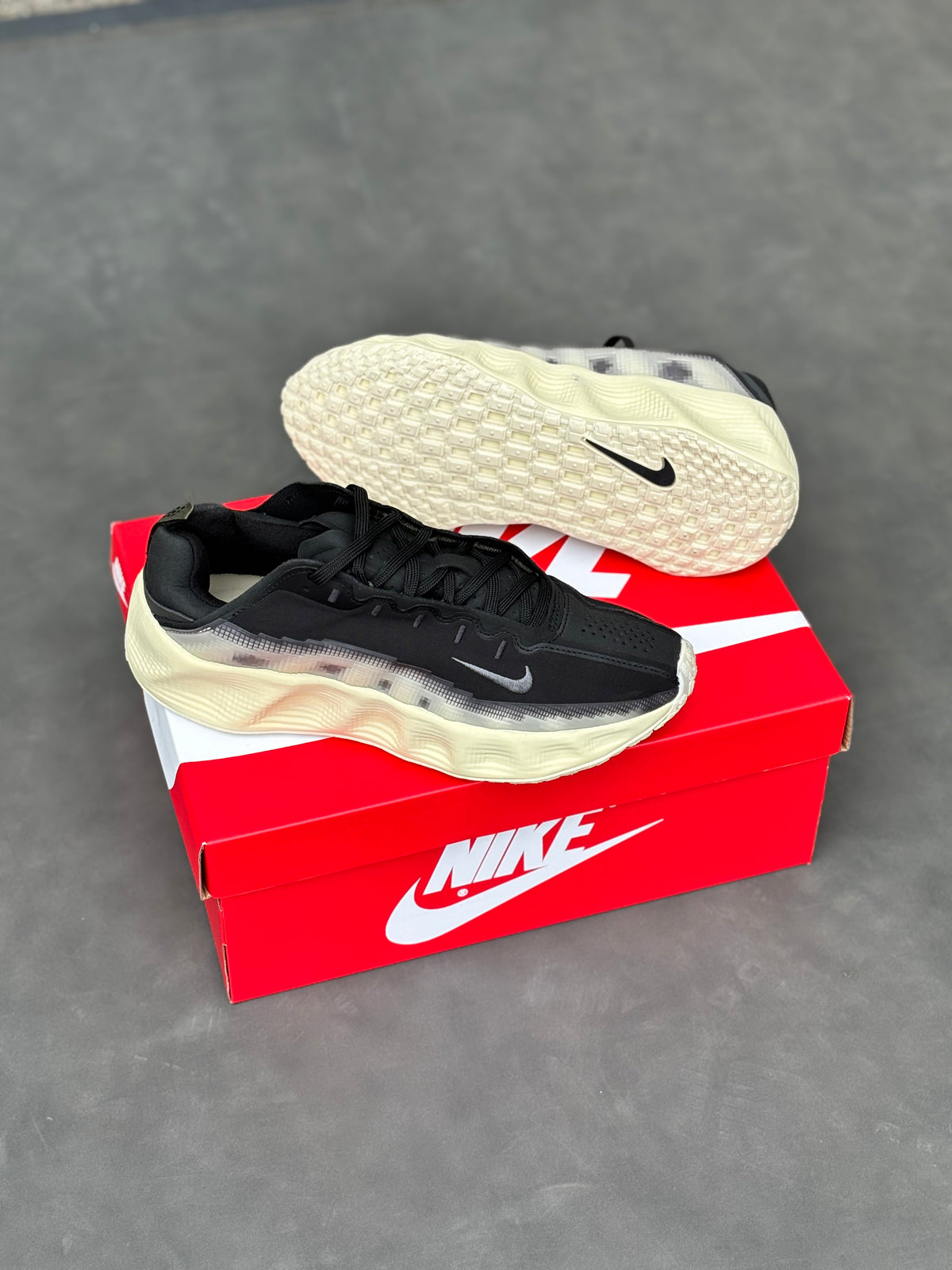 NIKE AVA ROVER
