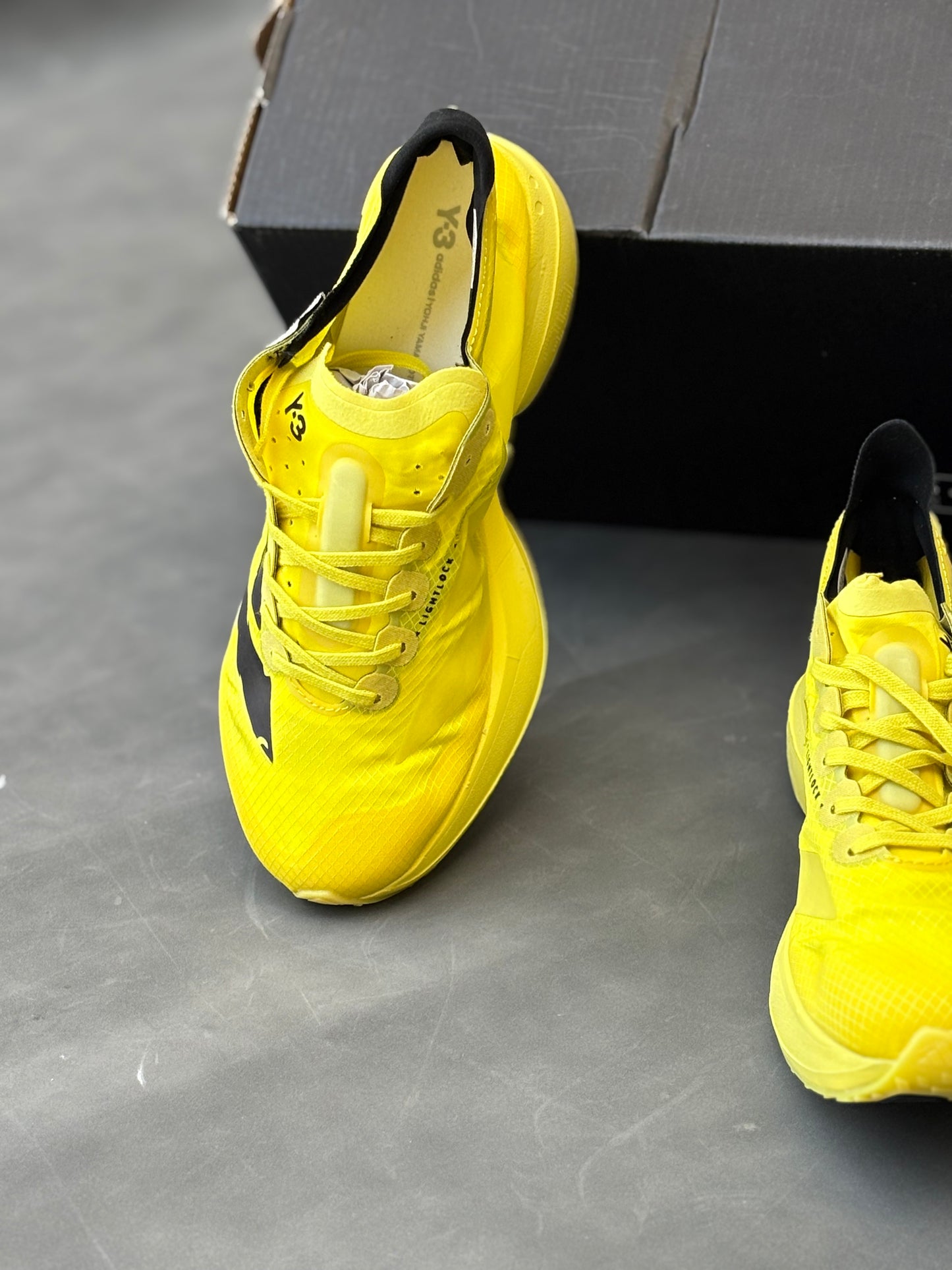 ADIDAS ADIZERO ADIÓS PRO 4
