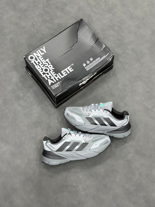 ADIDAS ADISTAR
