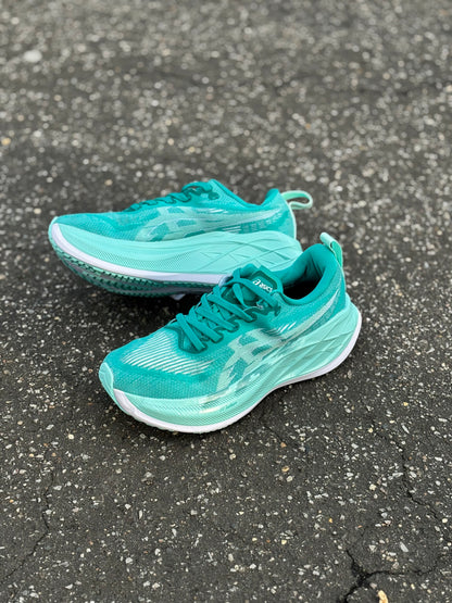 ASICS SUPERBLAST 2
