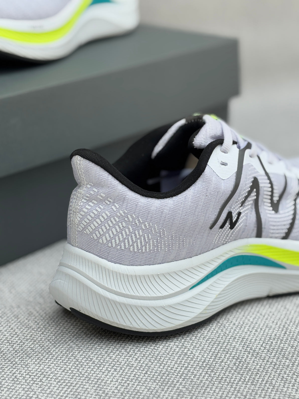 NEW BALANCE PROPEL