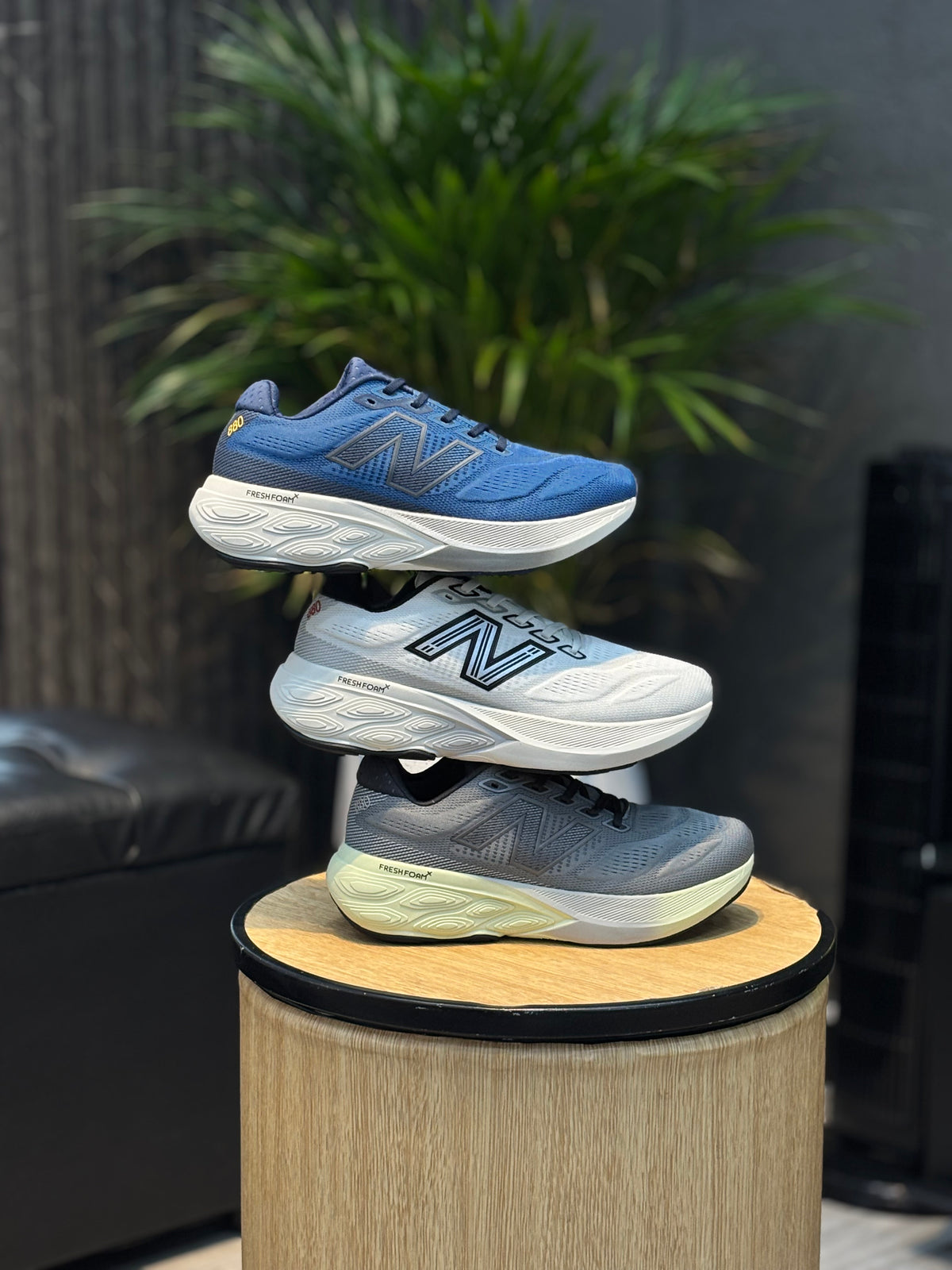 NEW BALANCE 880