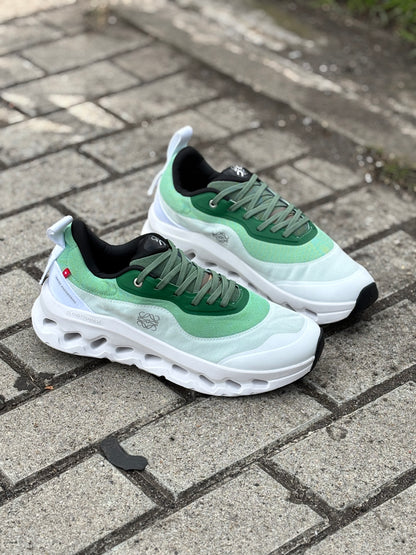 O N  C L O U D  L O E W E