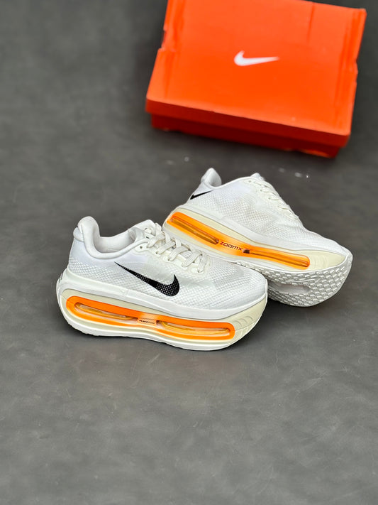 NIKE VOMERO PREMIUM