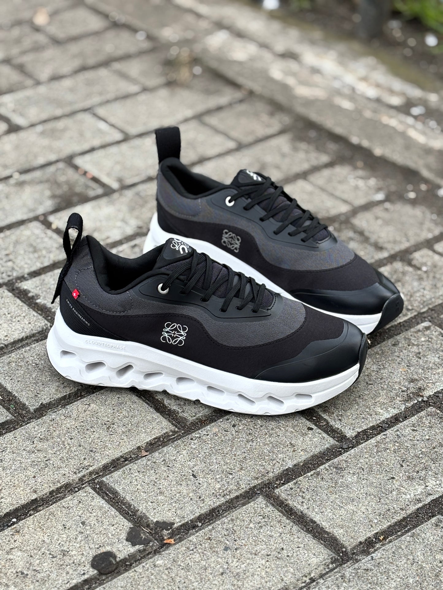 O N  C L O U D  L O E W E