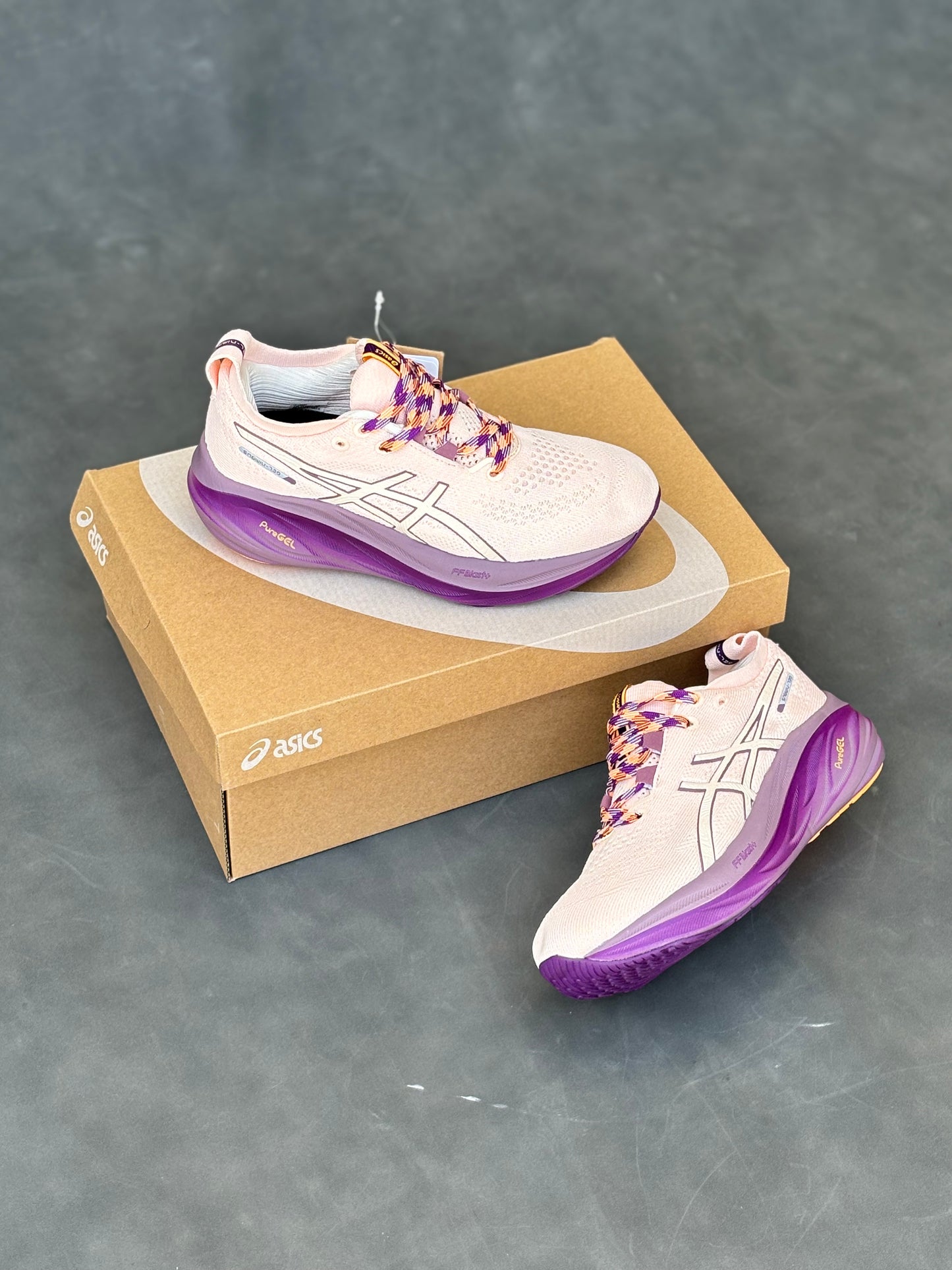 ASICS NIMBUS 27