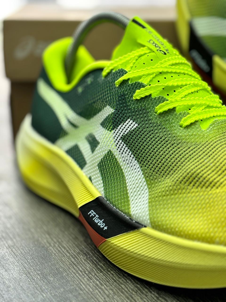 ASICS Metaspeed Sky Paris