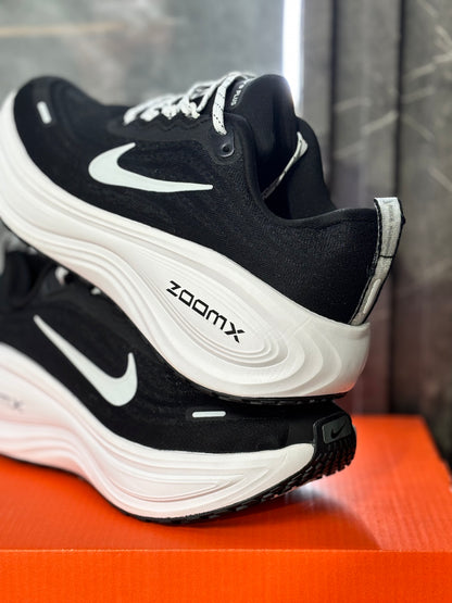 NIKE VOMERO PLUS