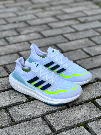 ULTRABOOST LIGHT 2023