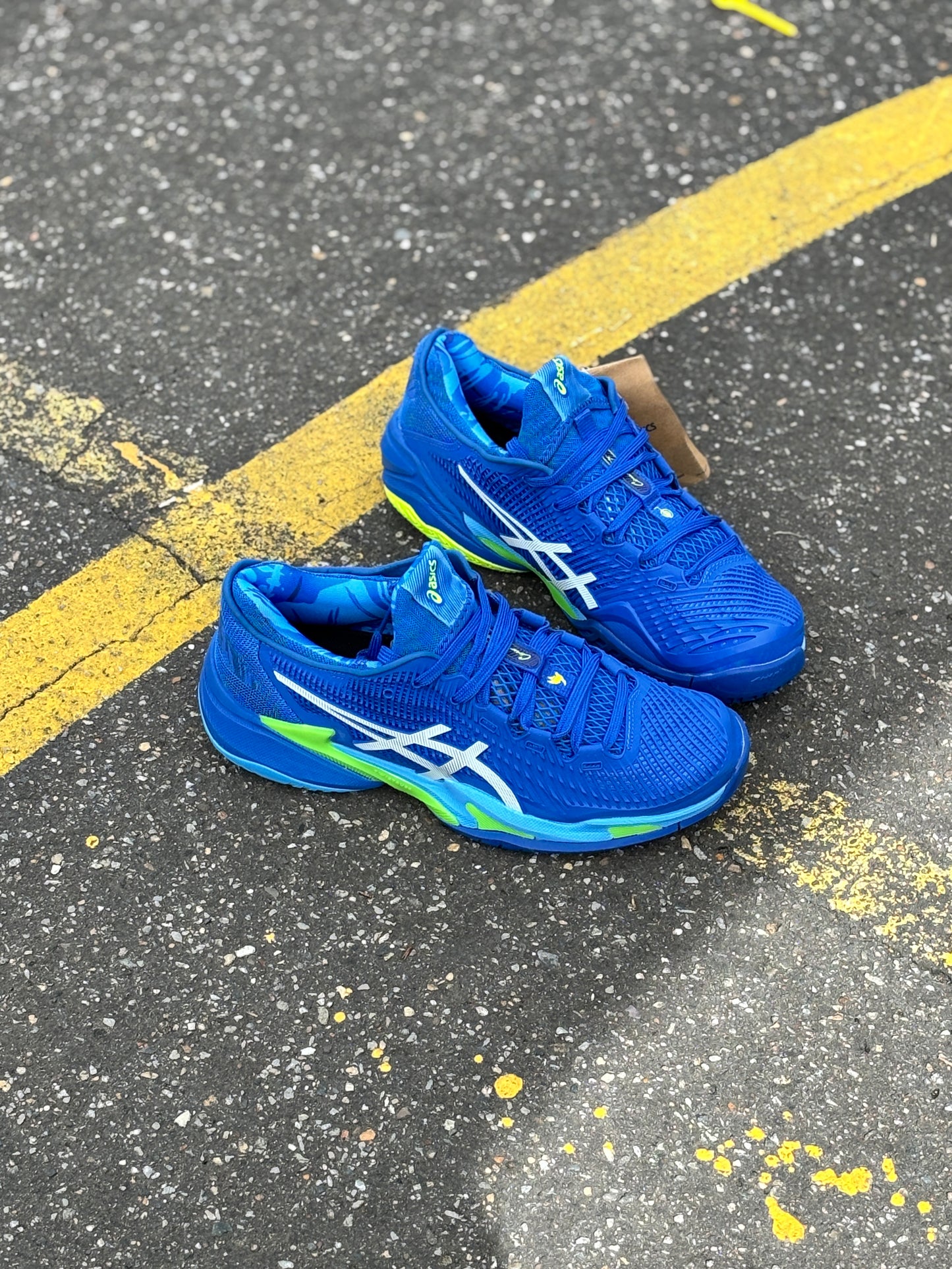 ASICS SOLUTION SPEED