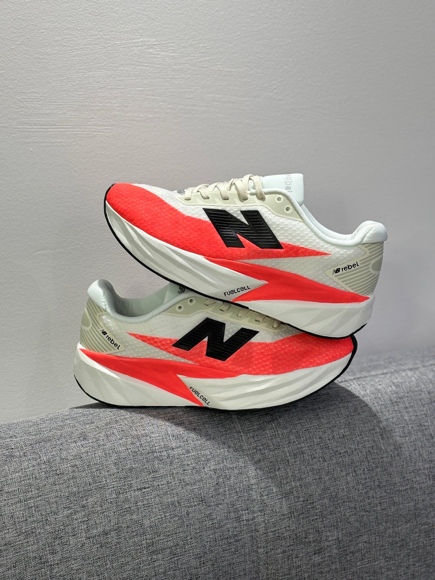 NEW BALANCE REBEL