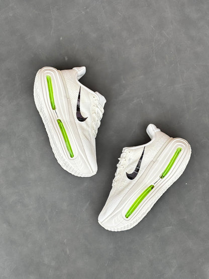 NIKE VOMERO PREMIUM