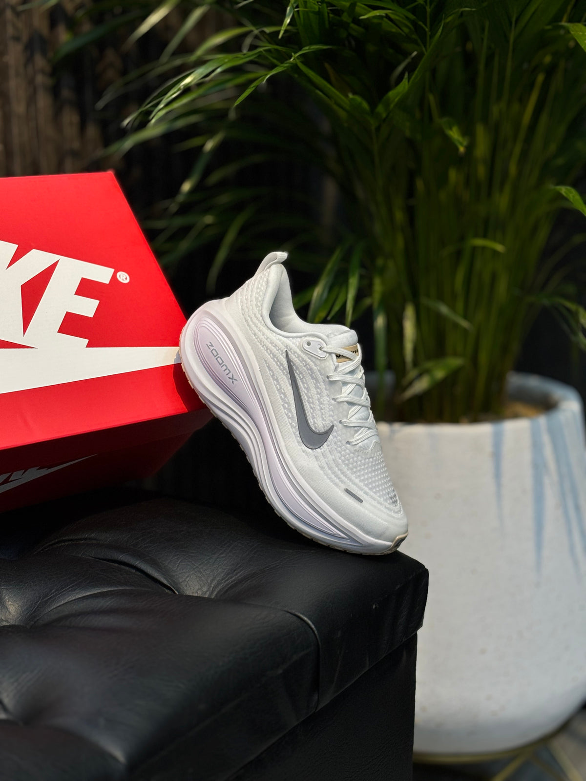 NIKE VOMERO PLUS