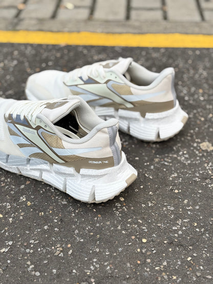 REEBOK FLOATZIG