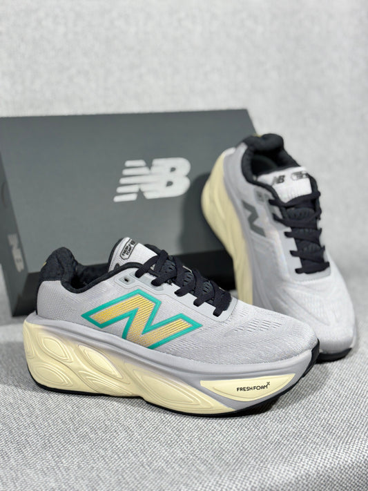 NB FRESH FOAM MORE