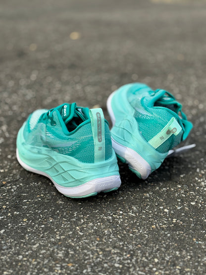 ASICS SUPERBLAST 2