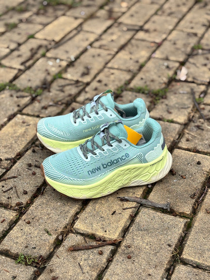 New balance more trail