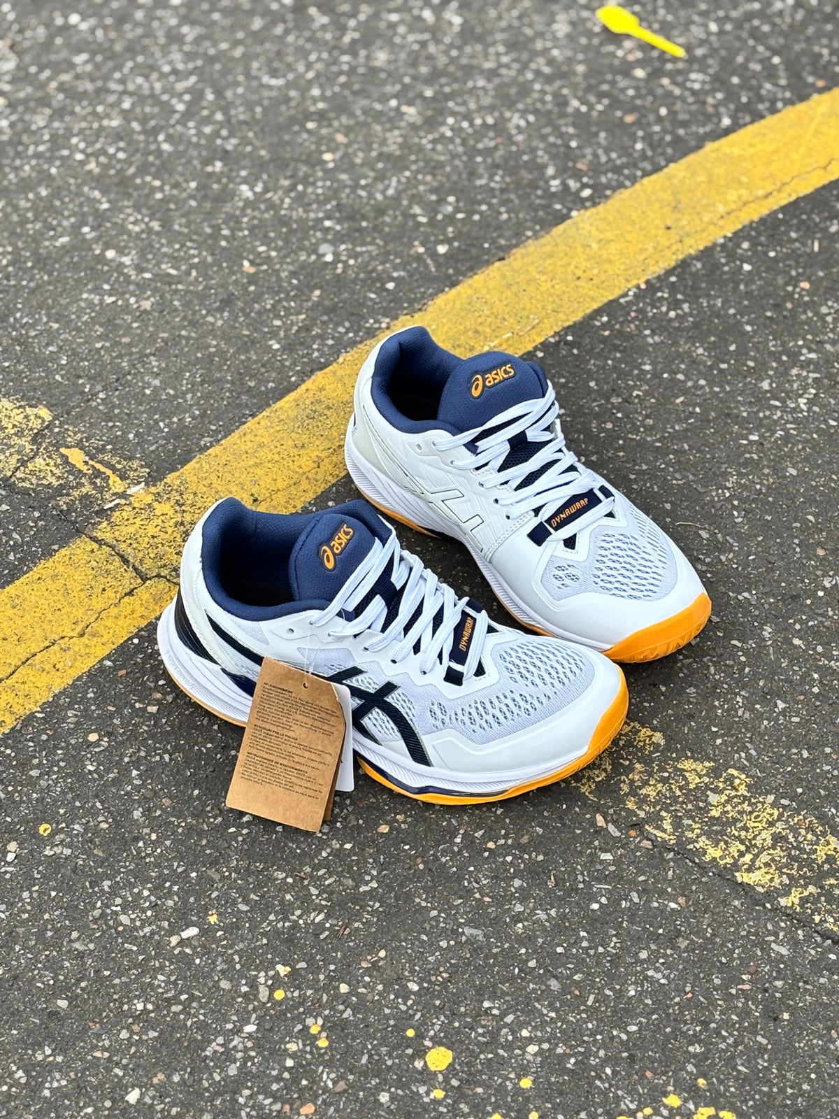 ASICS SOLUTION SPEED