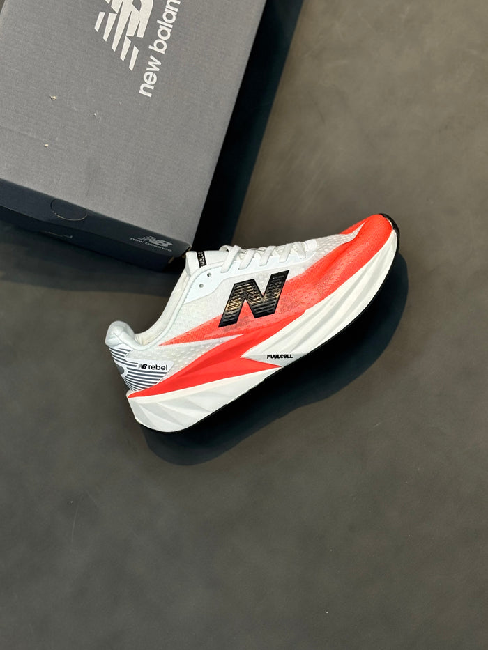 NEW BALANCE REBEL