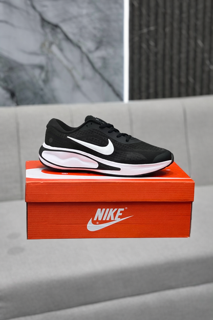 NIKE JOURNEY RUN