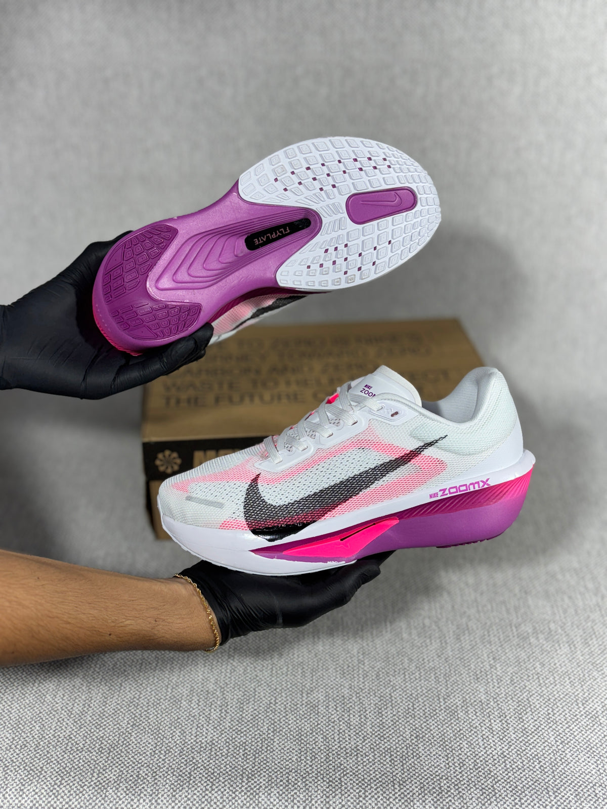 NIKE ZOOM FLY 6