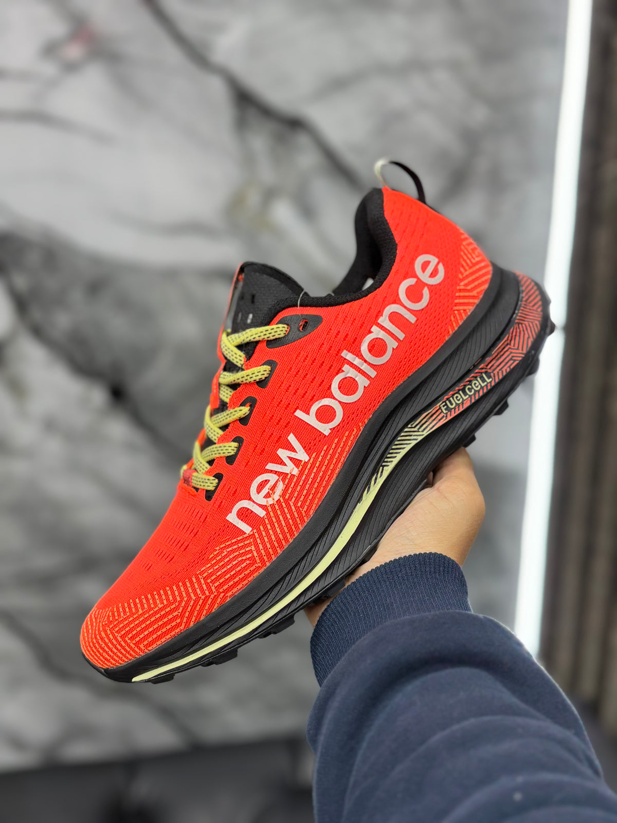NEW BALANCE FUELCELL TRAIL