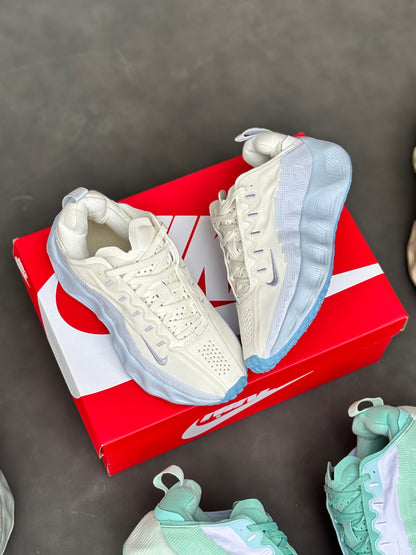 NIKE AVA ROVER