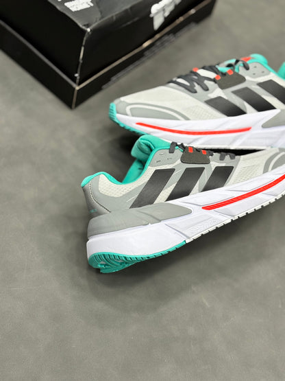 ADIDAS ADISTAR