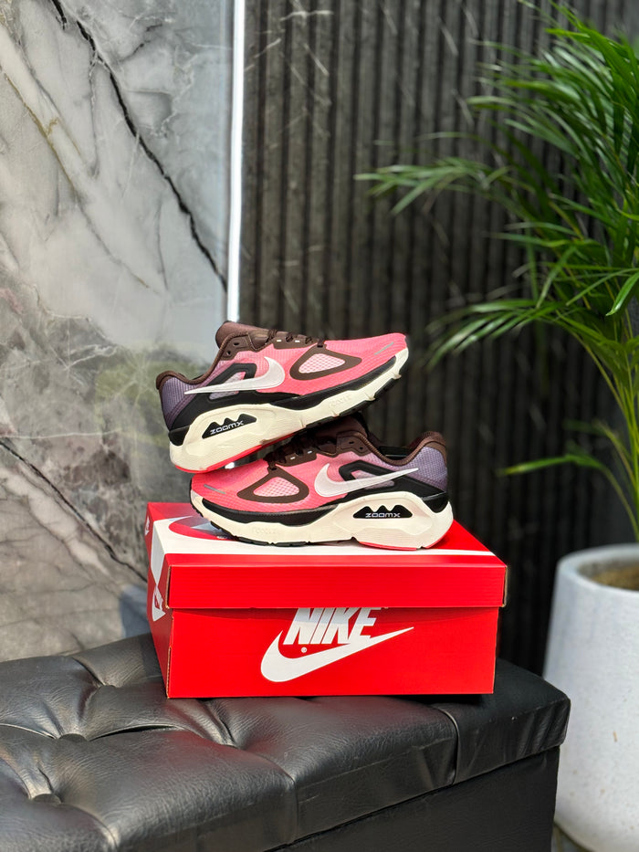 Nike Structure Plus