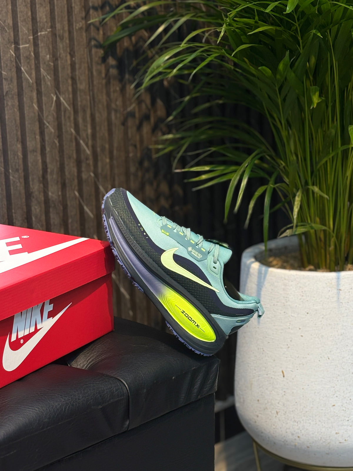 NIKE VOMERO 18 GORE-TEX