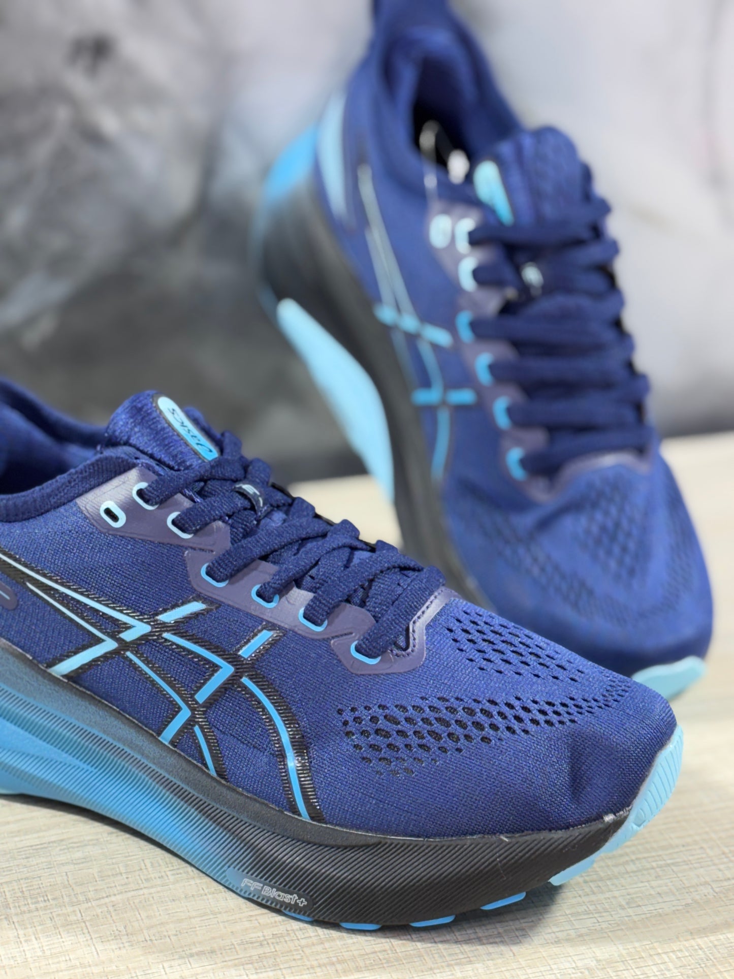 ASÍCS GEL-KAYANO 31
