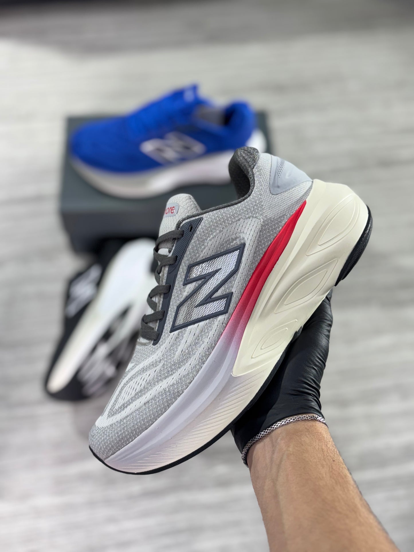 NEW BALANCE MORE