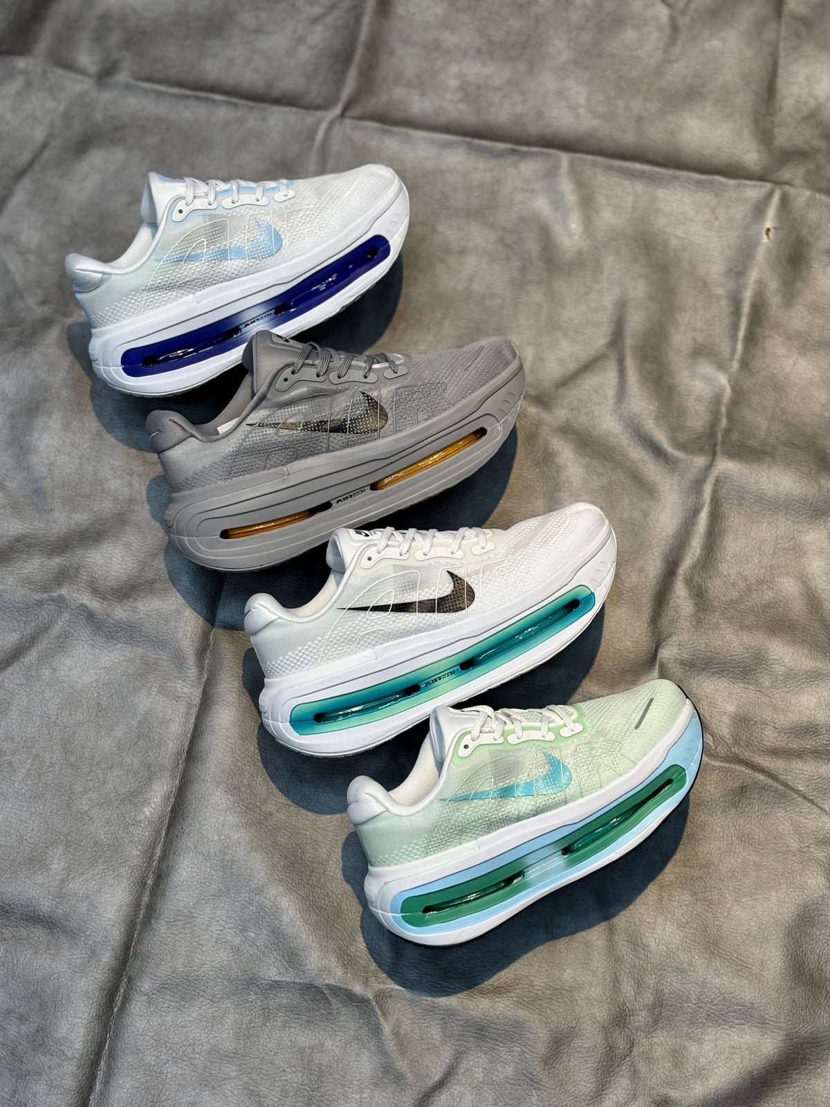 NIKE VOMERO PREMIUM