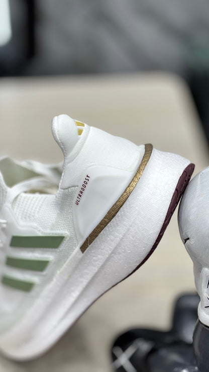 ADIDAS PUREBOOST