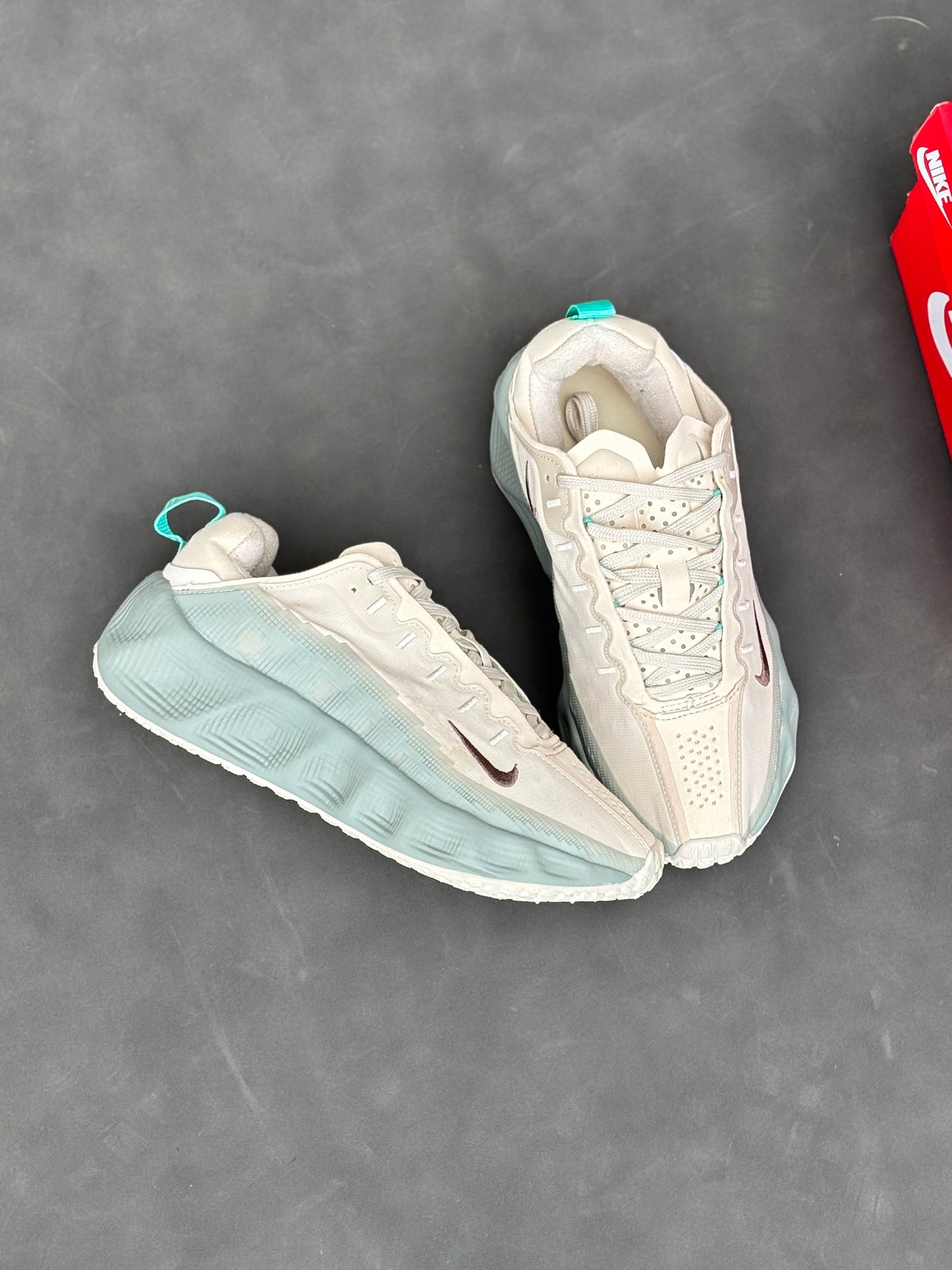NIKE AVA ROVER
