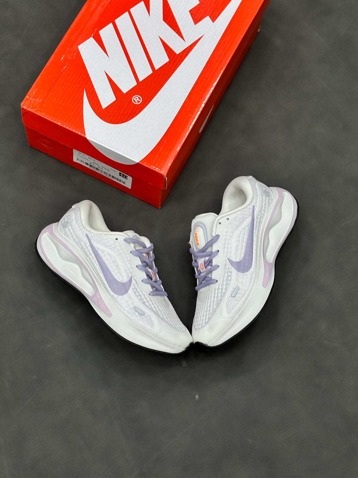 NIKE JOURNEY RUN