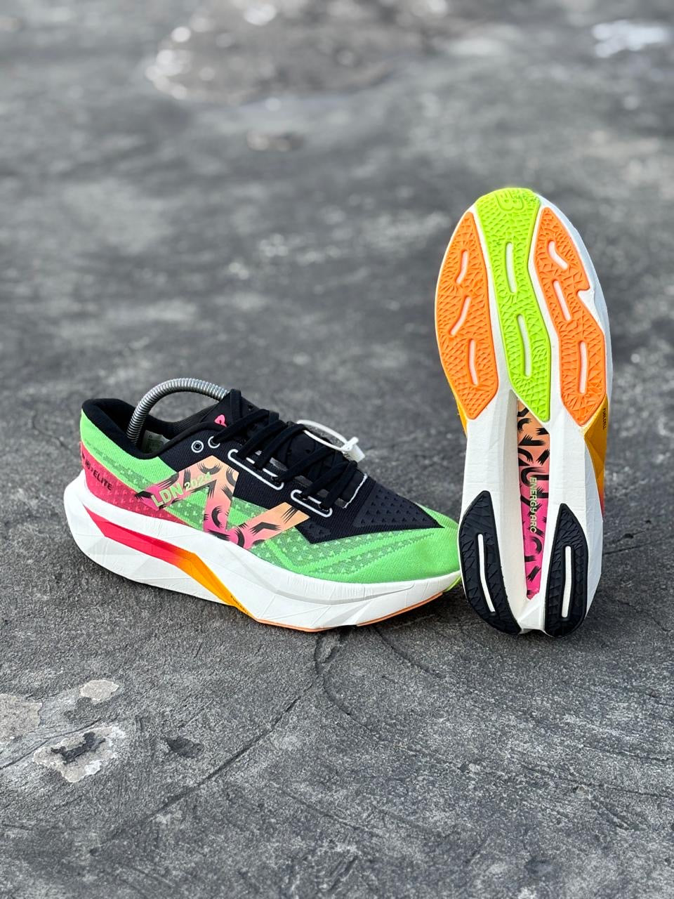 New Balance  Supercomp Elite V4