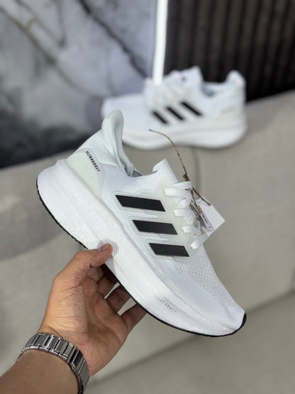 ADIDAS ULTRABOOST