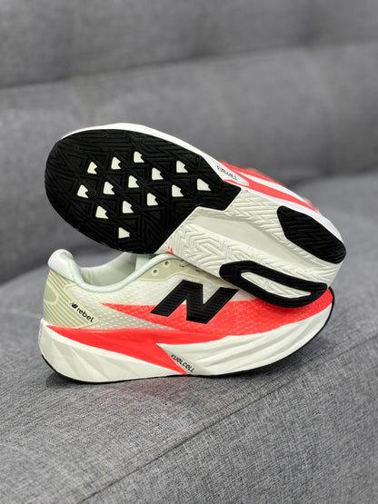 NEW BALANCE REBEL
