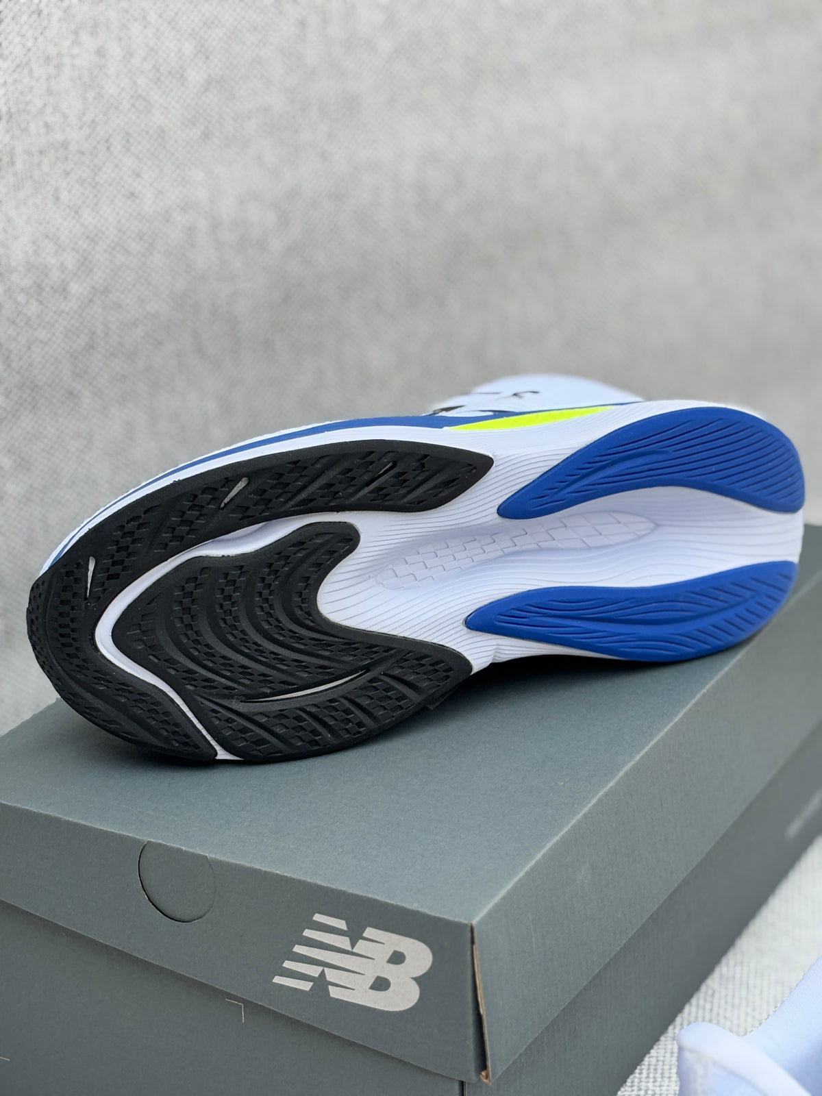NEW BALANCE PROPEL