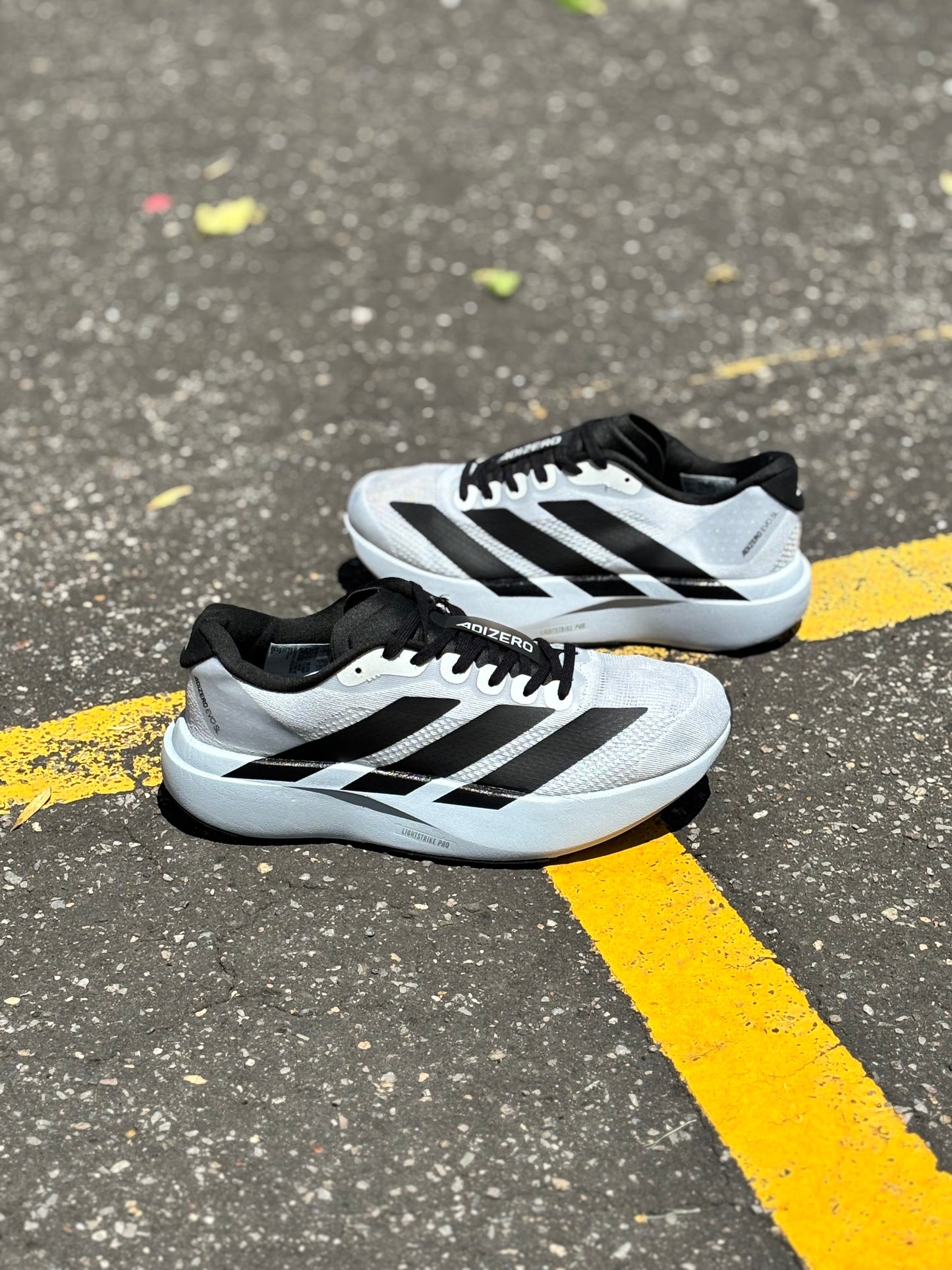 ADIDAS ADIZERO SL