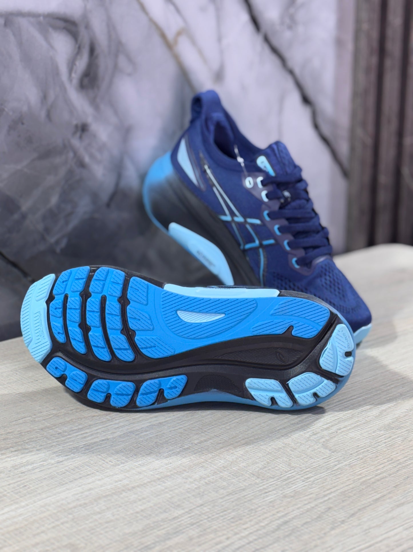 ASÍCS GEL-KAYANO 31