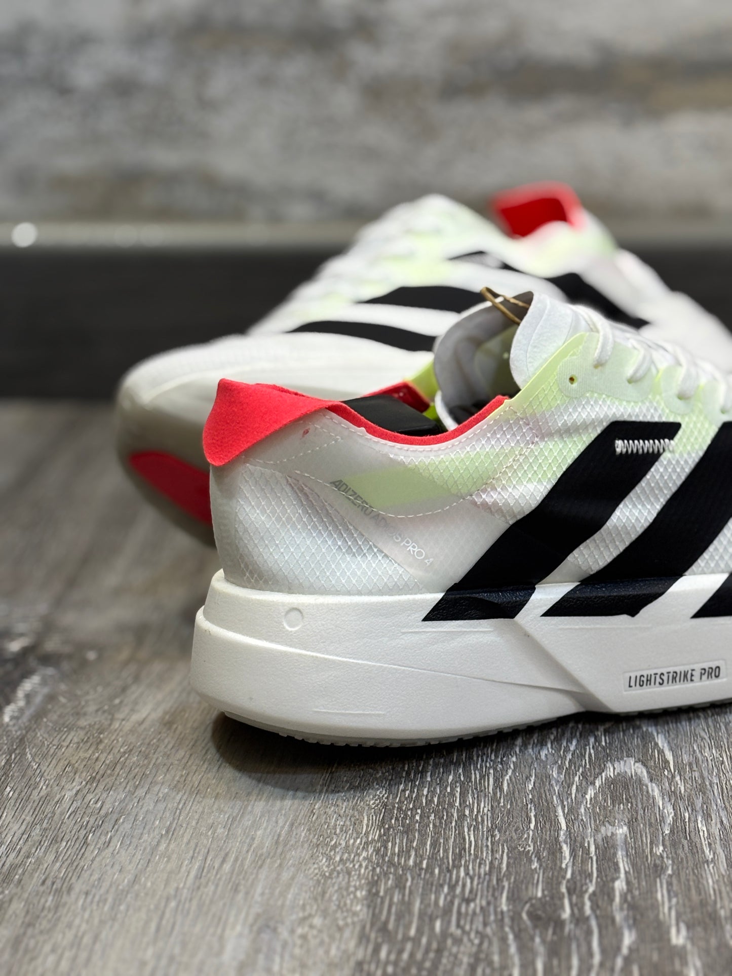 ADIZERO ADIÓS PRO 4