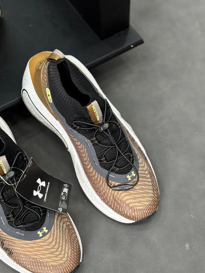 UNDER ARMOUR PHANTOM 4